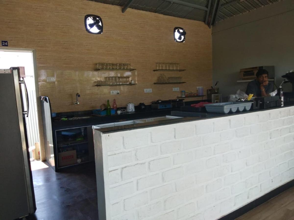 Hotel Krishna Exotica Ahmednagar Bagian luar foto